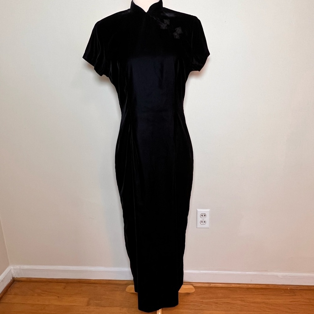 SOLD 1/2 My Michelle Retro Asian-inspired Black Velvet Dress, Size 11/12 Juniors - Picture 2 of 9